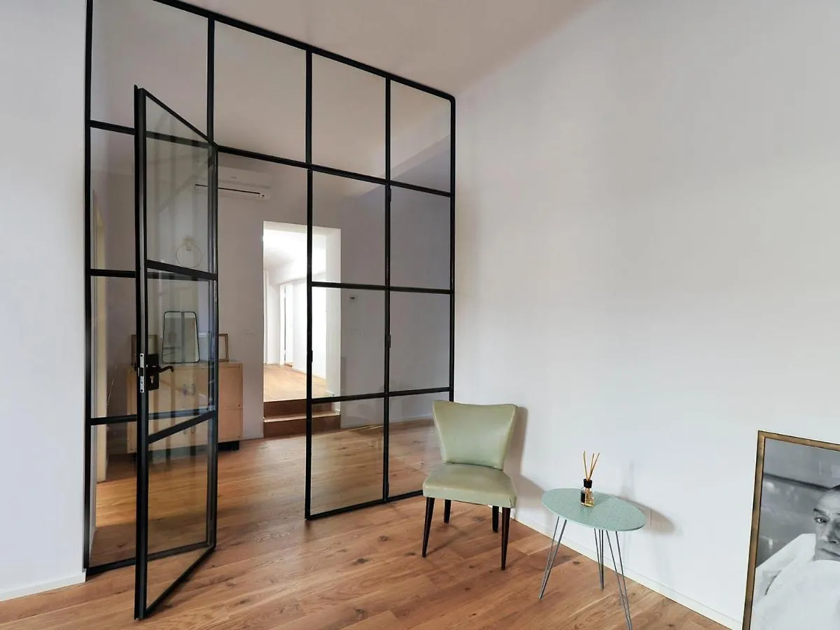 Ur Nest Testoni Bolonia Italia